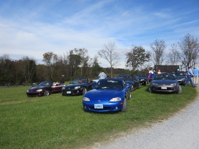 Blue Mazda MX-5 Miata at MX-5 Miata Club