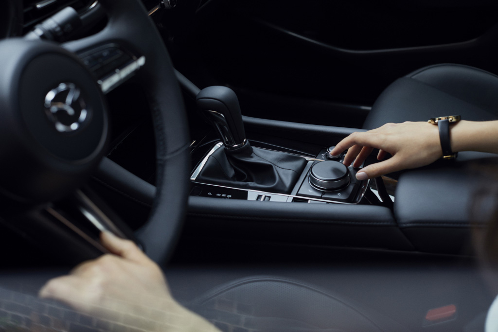 Mazda 3 Center Console