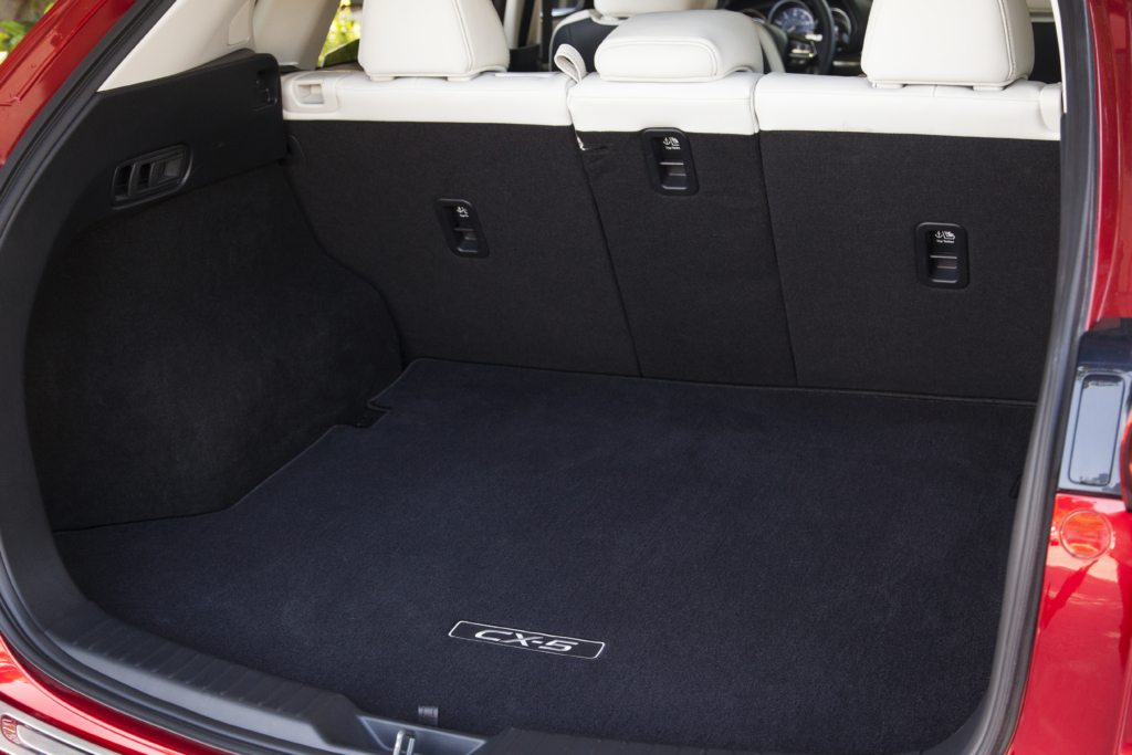 Mazda CX-5 Design – Luggage Compartment
