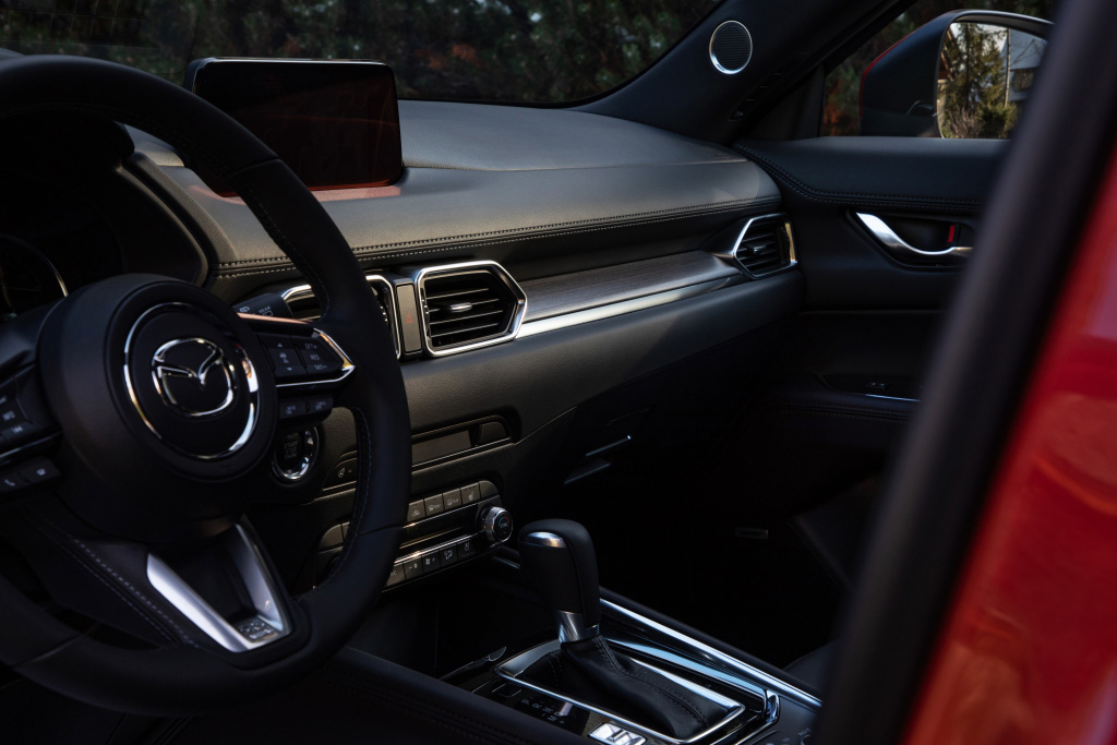 Mazda CX-5 Design – Door Pockets
