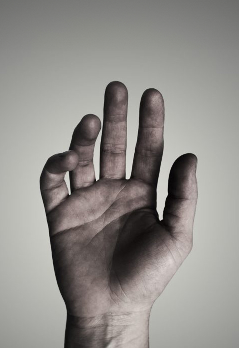 Mazda – Using the Human Hand to Craft Clay Vehicle Models