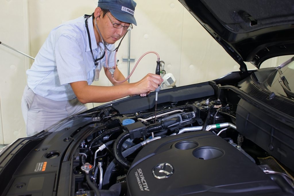 Engineer With the SKYACTIV Engine of Mazda CX-5