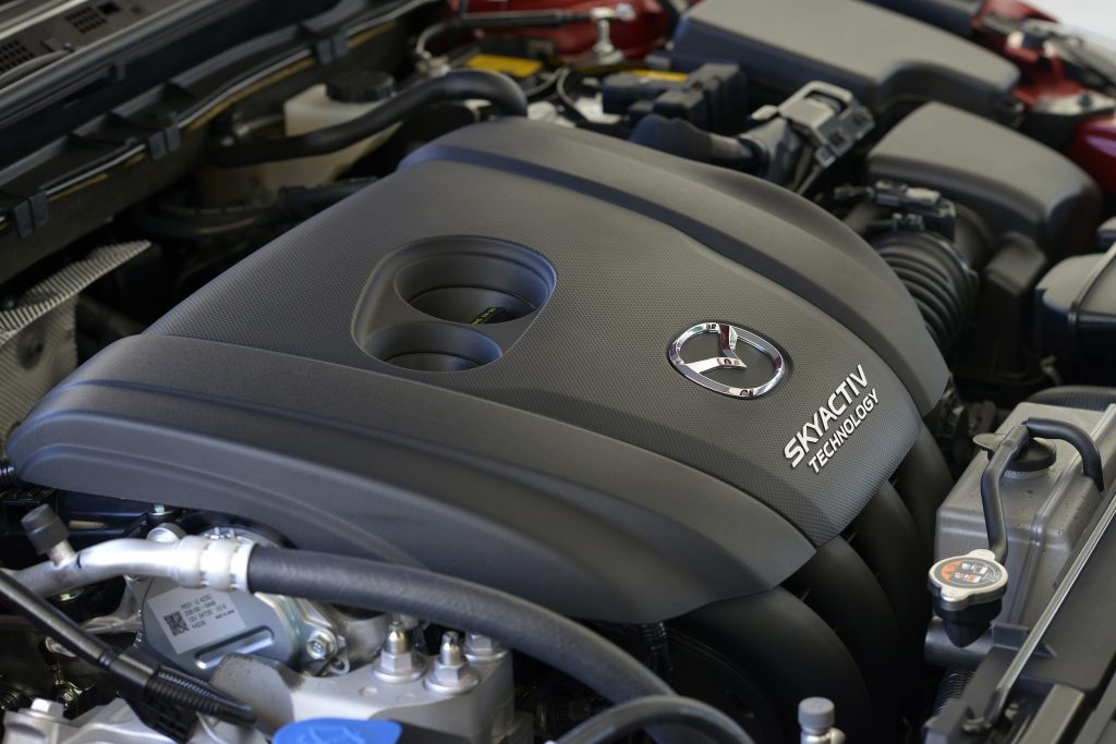 Mazda 3 SKYACTIV-G Engine