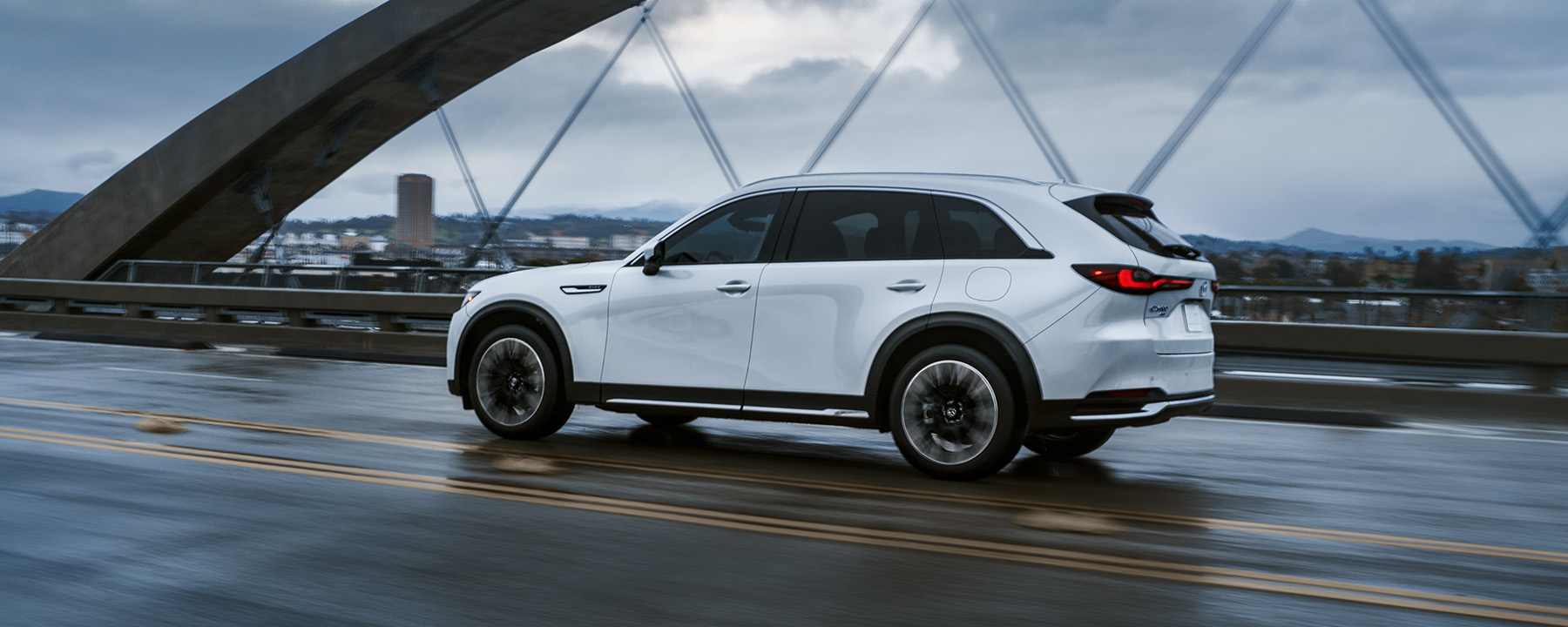 Mazda CX-90 PHEV - Driving on the Bridge