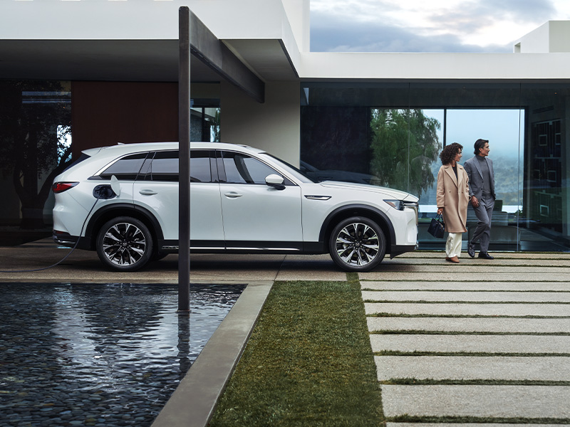 Mazda CX-90 PHEV – Parked by Pool