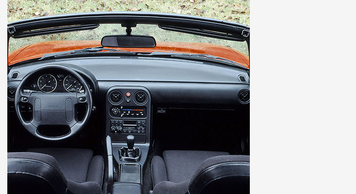 Mazda History – First Miata 1989 – iconic roadster
