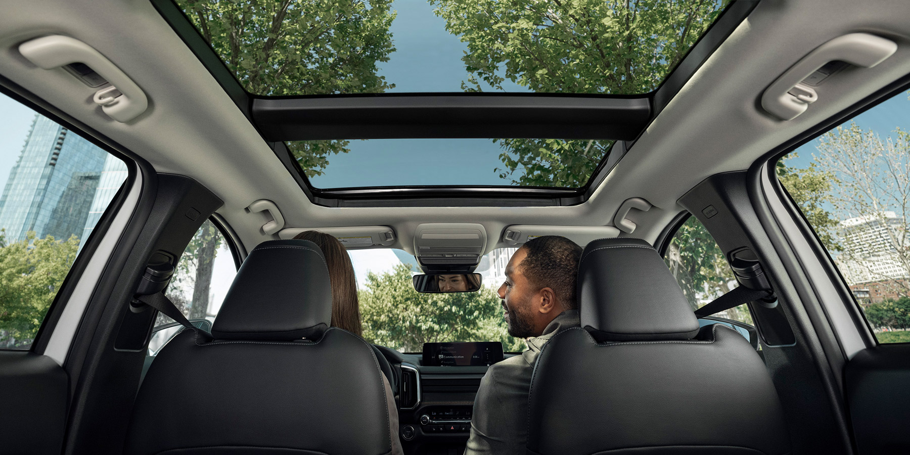 2025 Mazda CX-50 Hybrid – Panoramic Moonroof