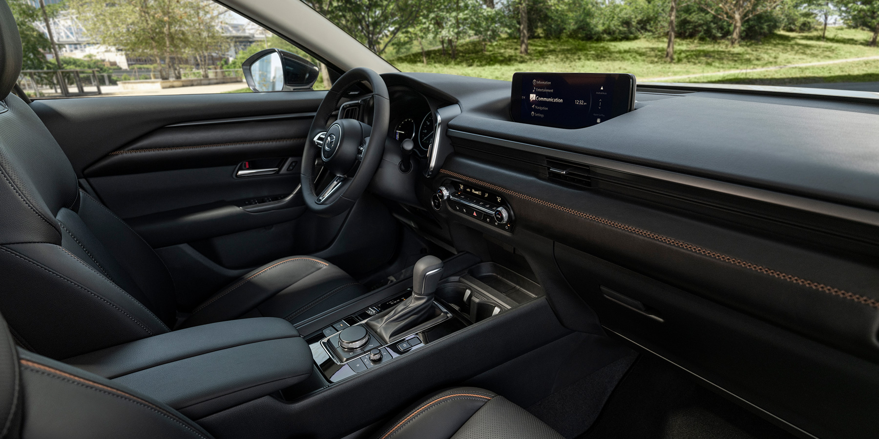 2025 Mazda CX-50 Hybrid – Premium Interior Features