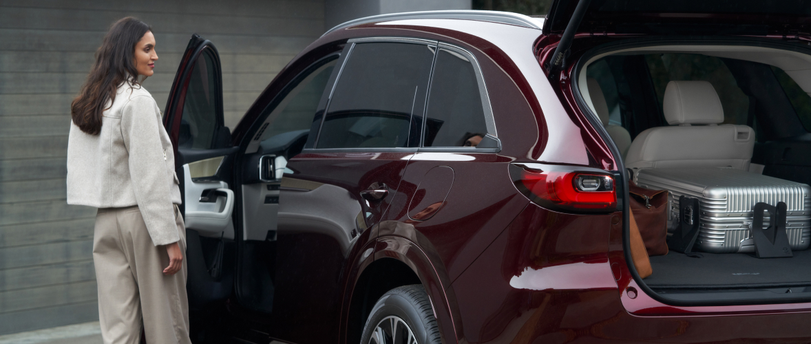 2025 Mazda CX-90 – Expansive Cargo Space