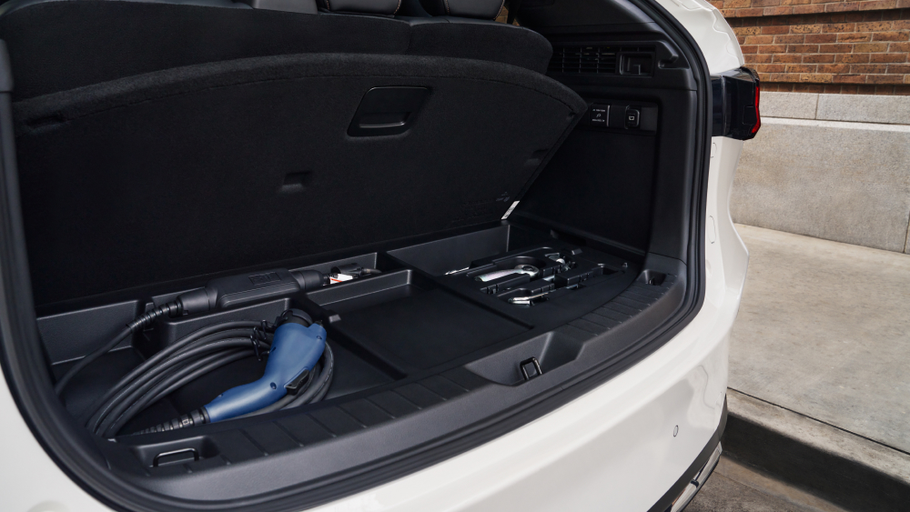 2025 Mazda CX-90 PHEV – Credits, Rebates & Warranty