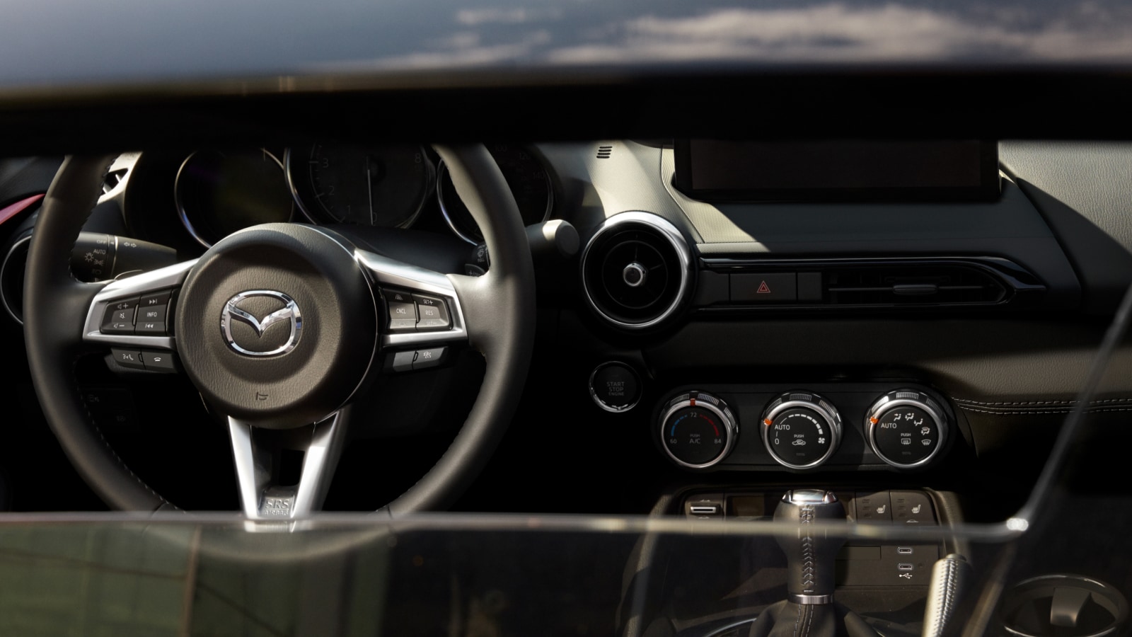 2025 Mazda MX-5 Miata RF Roadster – Dashboard & Steering Wheel