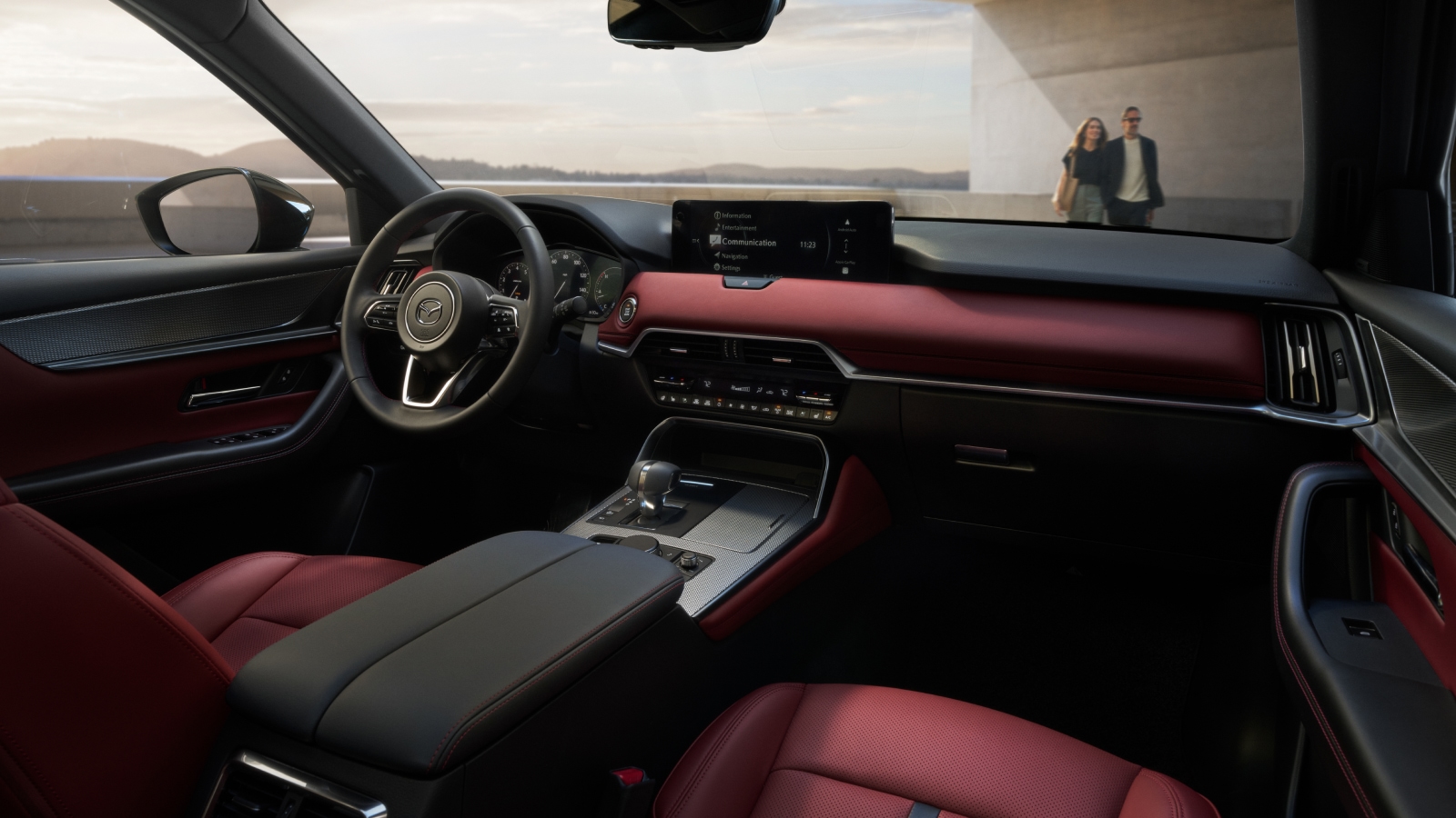 2026 Mazda CX-70 – Interior View of Front Cabin