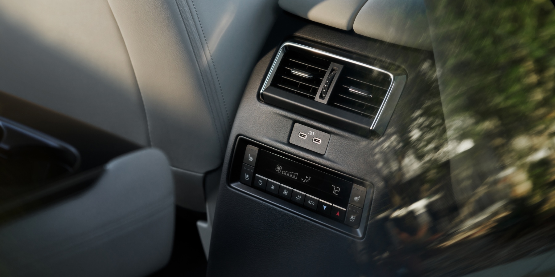 2026 Mazda CX-90 – USB and Power Outlets