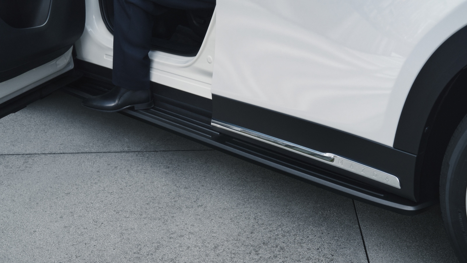 Mazda CX-90 Accessories – Running Boards
