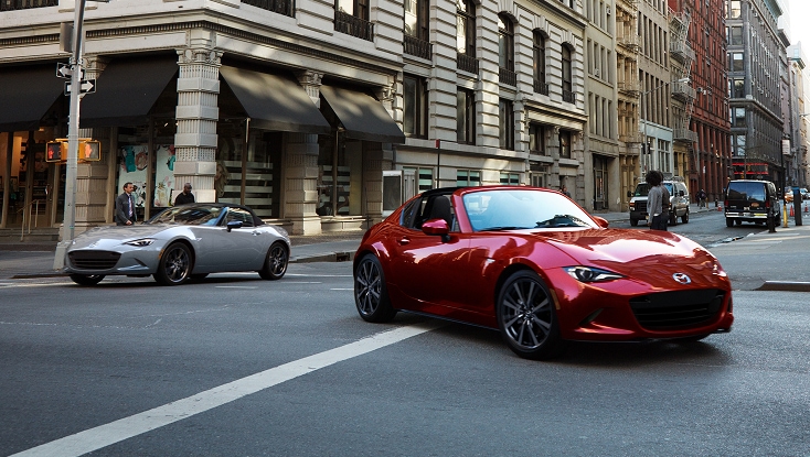 2025 Mazda MX-5 Miata and Mazda MX-5 Miata RF – Car and Driver Editors Choice 2025 Mazda MX-5 Miata and Mazda MX-5 Miata RF – Car and Driver Editors Choice
